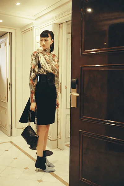 Look 9